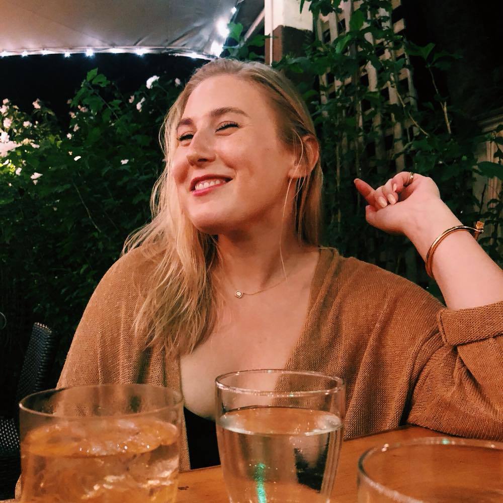 Meet your Posher, Alyssa